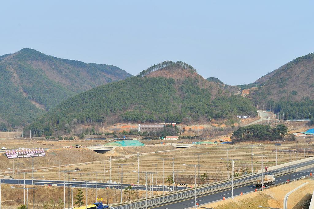 <p>2012년 3월 보배연구지구 현장사진입니다.</p>