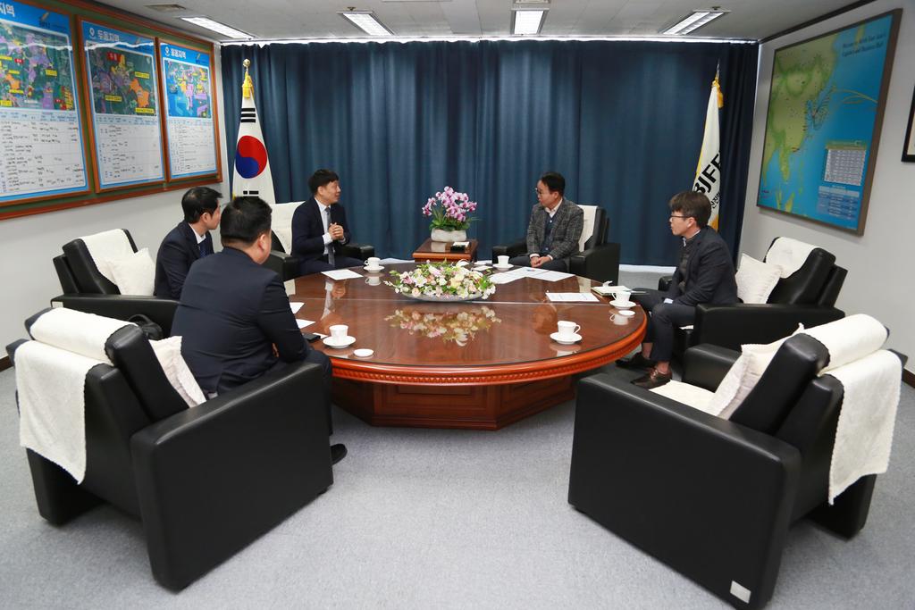쿠팡(주) 임원 및 관계자 내방