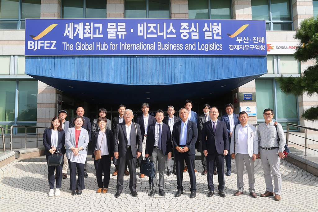 Kyushu Association of Refrigerated Warehouses Visits BJFEZ to Inspect Cold Chain Investment Environment